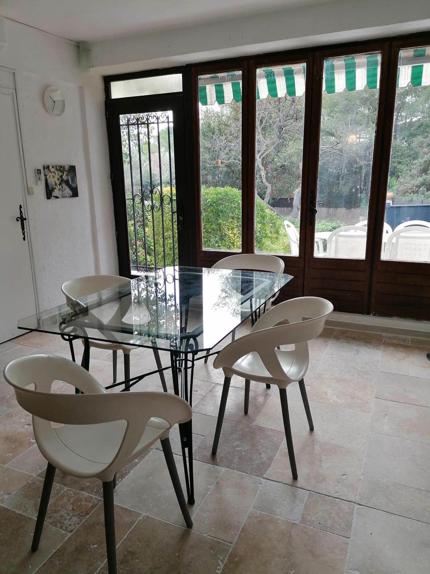 Charmant Rez De Villa Climatise Renove, 90M2 Avec Parking Cassis Eksteriør billede